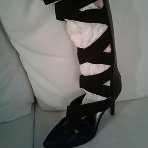 Black ladies boots